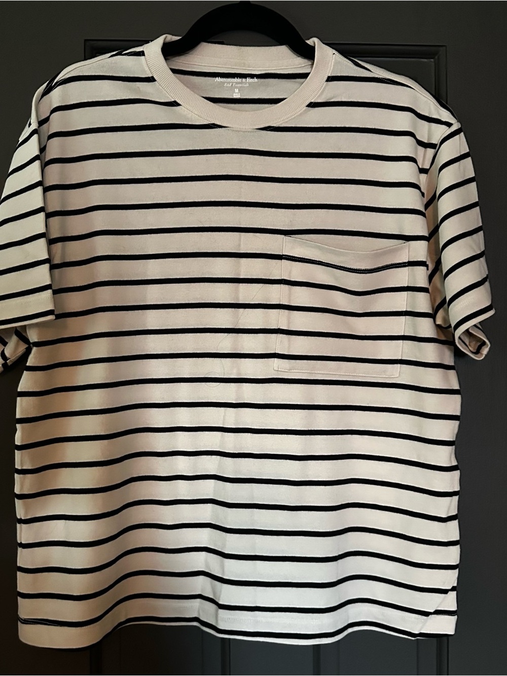 NWOT Abercrombie & Fitch Black-Striped White Pocket Tee
